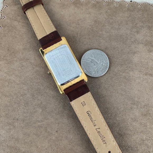 Vintage Movado Esquire Sculptured Tank with Curvature Case White Enamel Dial - Picture 10 of 12